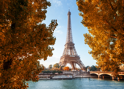 Busreis naar Parijs in de herfst van 2018